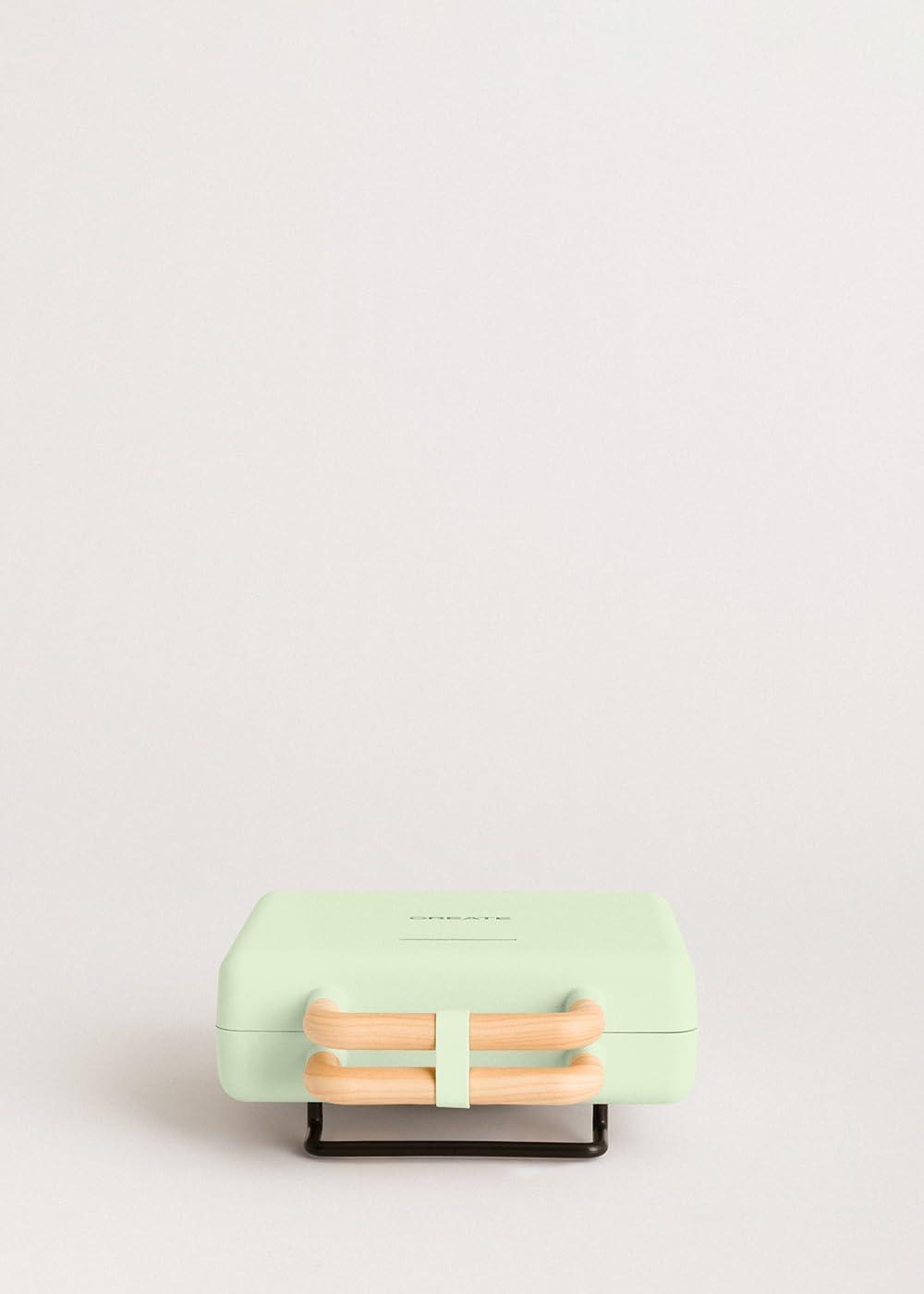 image:imageCREATESTONE STUDIOSandwichGrill et gaufrier quadruple vert sauge 3 plaques interchangeables Grill Gaufre et Sandwich revtement antiadhsif ouverture 180 4 tranches rtro 1600WVert Pastel