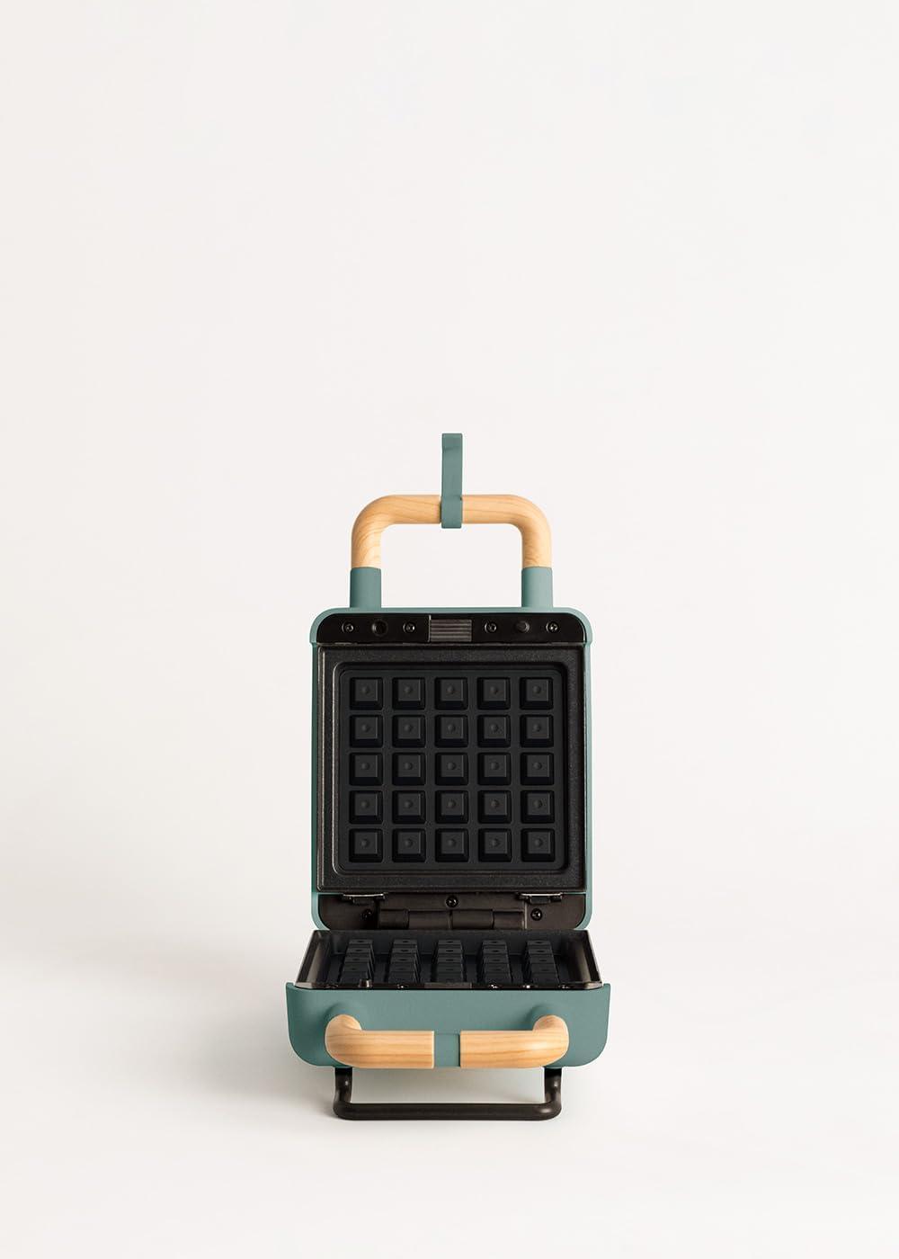 image:imageCREATESTONE STUDIOSandwichGrill et gaufrier quadruple vert sauge 3 plaques interchangeables Grill Gaufre et Sandwich revtement antiadhsif ouverture 180 4 tranches rtro 1600WVert Sauge