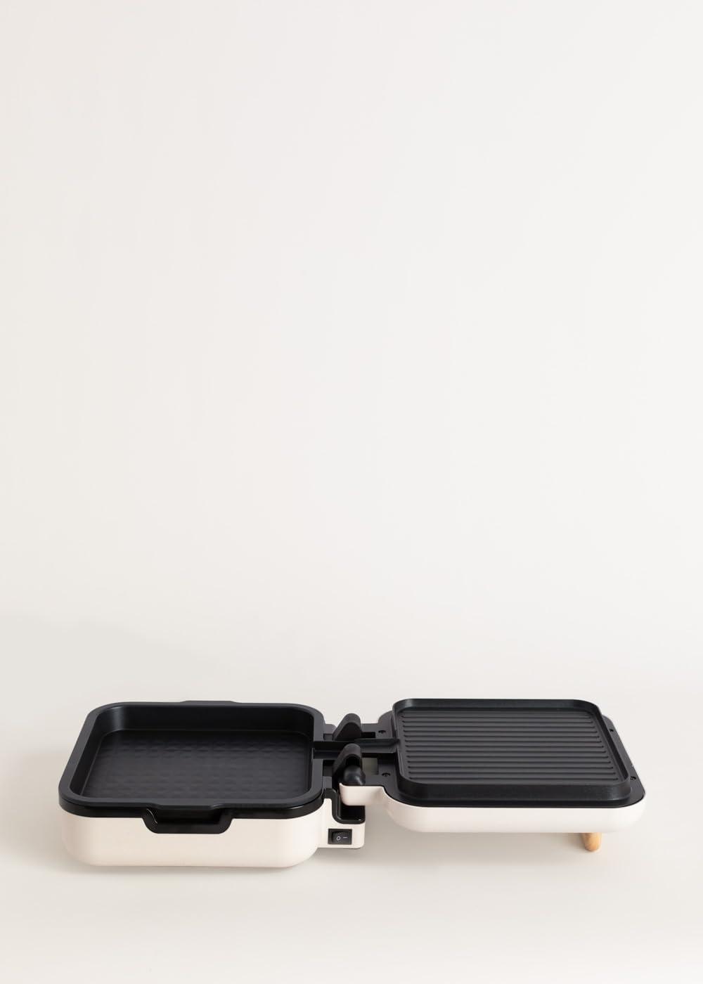 image:imageCREATESTONE STUDIOSandwichGrill et gaufrier quadruple vert sauge 3 plaques interchangeables Grill Gaufre et Sandwich revtement antiadhsif ouverture 180 4 tranches rtro 1600WBlanc Cass