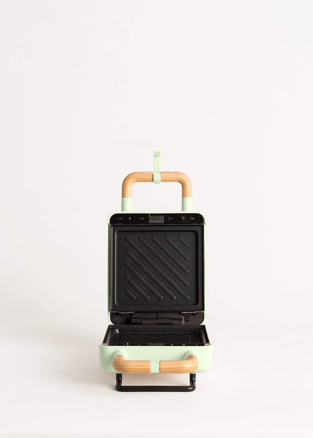 image:imageCREATESTONE STUDIOSandwichGrill et gaufrier quadruple vert sauge 3 plaques interchangeables Grill Gaufre et Sandwich revtement antiadhsif ouverture 180 4 tranches rtro 1600WVert Pastel