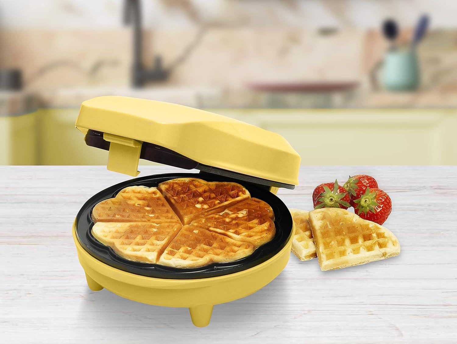 image:imageBestron Gaufrier pour gaufres classiques en forme de cur Gaufrier avec revtement antiadhsif pour gaufres en forme de cur Design rtro 700 Watts Couleur BleuJaune