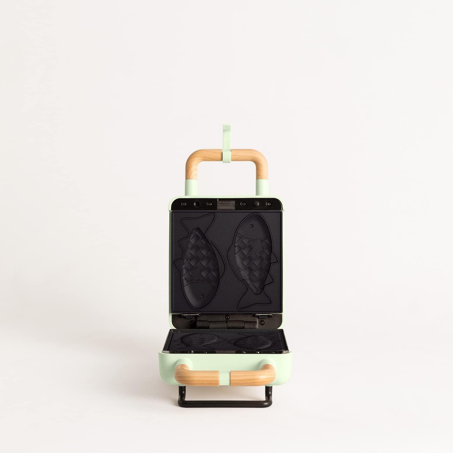 image:imageCREATESTONE STUDIOSandwichGrill et gaufrier quadruple vert sauge 3 plaques interchangeables Grill Gaufre et Sandwich revtement antiadhsif ouverture 180 4 tranches rtro 1600WVert Pastel