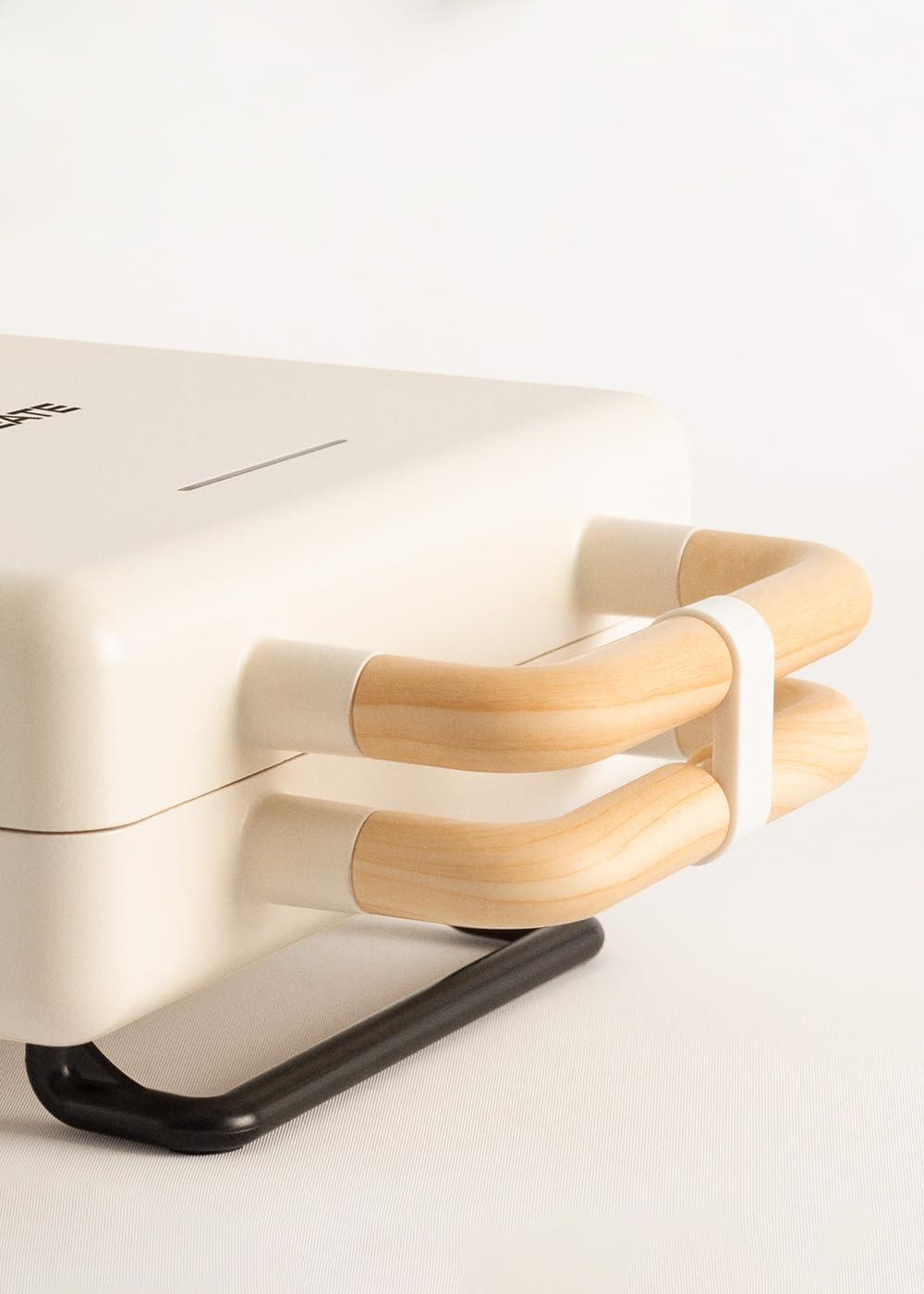 image:imageCREATESTONE STUDIOSandwichGrill et gaufrier quadruple vert sauge 3 plaques interchangeables Grill Gaufre et Sandwich revtement antiadhsif ouverture 180 4 tranches rtro 1600WBlanc Cass