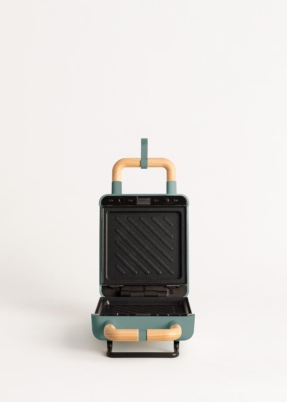 image:imageCREATESTONE STUDIOSandwichGrill et gaufrier quadruple vert sauge 3 plaques interchangeables Grill Gaufre et Sandwich revtement antiadhsif ouverture 180 4 tranches rtro 1600WVert Sauge
