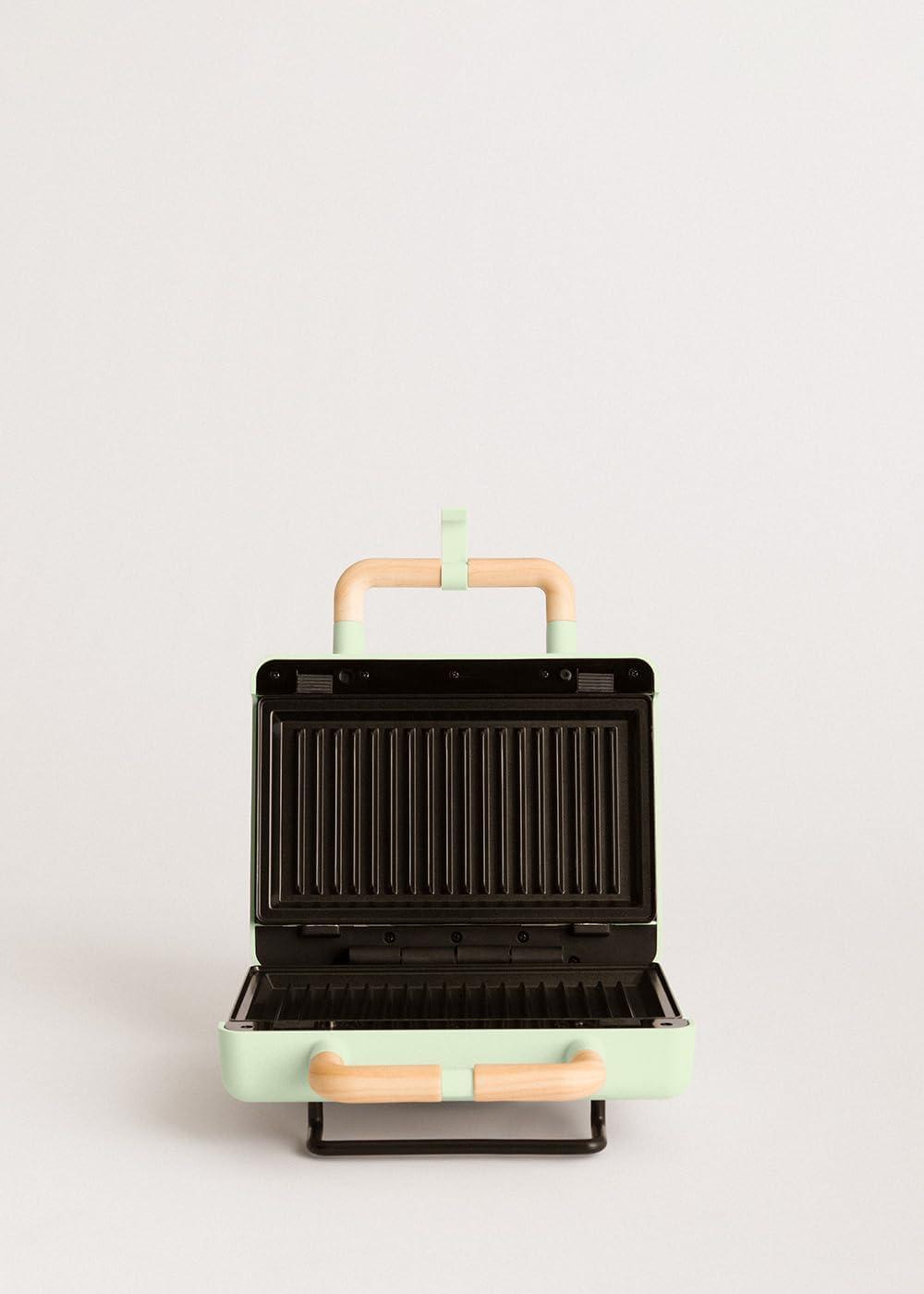 image:imageCREATESTONE STUDIOSandwichGrill et gaufrier quadruple vert sauge 3 plaques interchangeables Grill Gaufre et Sandwich revtement antiadhsif ouverture 180 4 tranches rtro 1600WVert Pastel