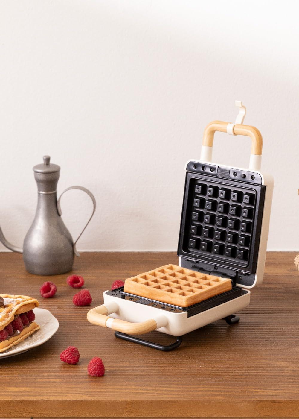 image:imageCREATESTONE STUDIOSandwichGrill et gaufrier quadruple vert sauge 3 plaques interchangeables Grill Gaufre et Sandwich revtement antiadhsif ouverture 180 4 tranches rtro 1600WBlanc Cass