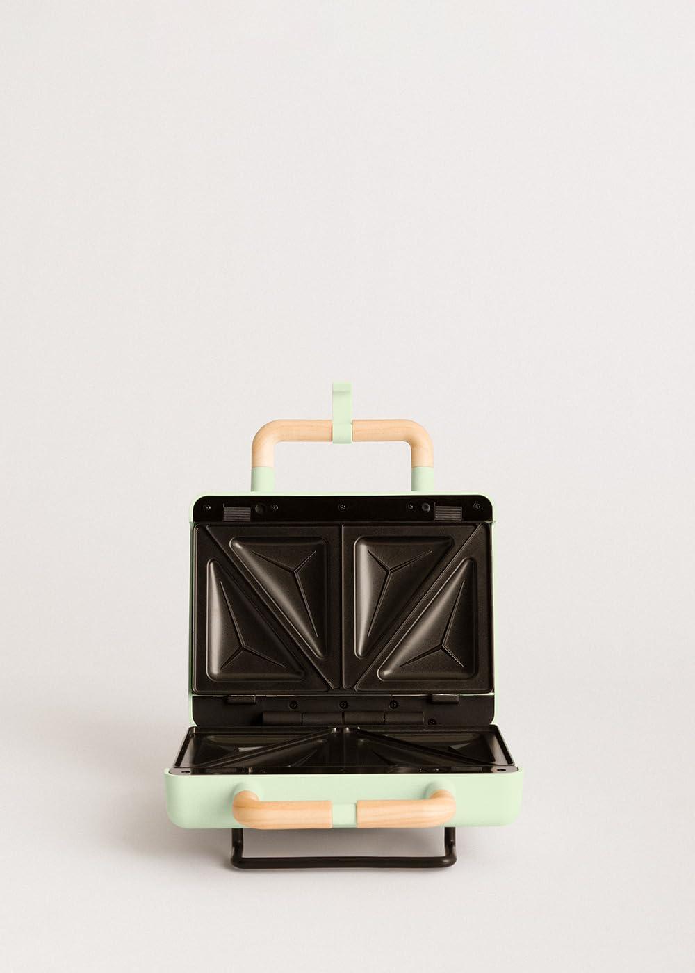 image:imageCREATESTONE STUDIOSandwichGrill et gaufrier quadruple vert sauge 3 plaques interchangeables Grill Gaufre et Sandwich revtement antiadhsif ouverture 180 4 tranches rtro 1600WVert Pastel